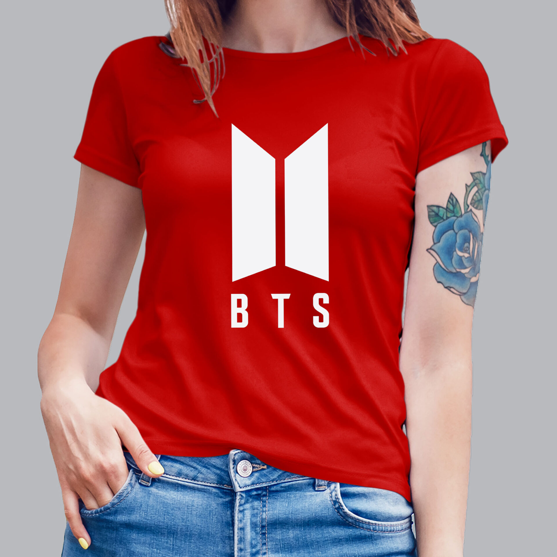 t-shirt mockup best view in gradiant